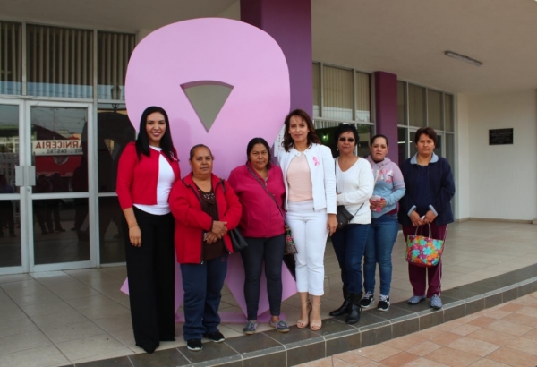 SE INICIAN ACTIVIDADES POR EL MES ROSA, EN LA LUCHA Y PREVENCIÓN DEL CÁNCER DE MAMA