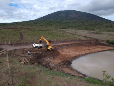 REHABILITAN OLLAS DE CAPTACIÓN DE AGUA EN BENEFICIO DE GANADEROS DE JACONA