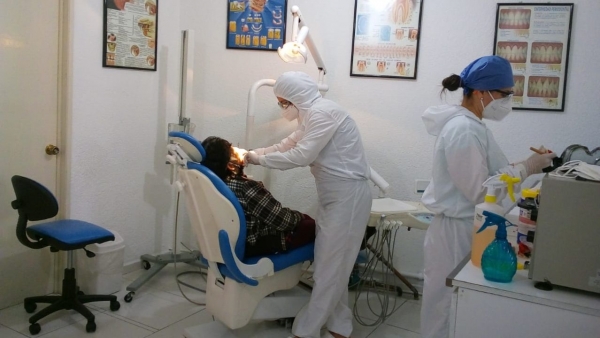 CONTINÚA DIF EL PROCESO DE BENEFICADOS A PROTESIS DENTAL