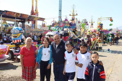 Cientos de pequeñas y pequeños acudieron a disfrutar gratis de la Feria de la Fresa Jacona 2024