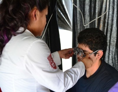 REANUDAN CAMPAÑA DE SALUD VISUAL EN PLAZA DE JACONA