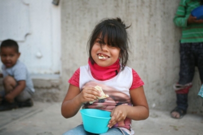 REGALAN MÁS DE 500 TACOS A NIÑAS Y NIÑOS EN JACONA