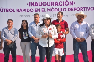 ALCALDESA INAUGURA CANCHA DE FÚTBOL RÁPIDO EN EL DISPARATE