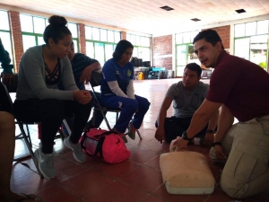 IMPARTIÓ PC-JACONA CURSO TEÓRICO Y PRÁCTICO SOBRE RESCATE ACUÁTICO