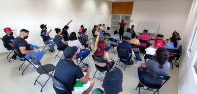 Gran éxito del Taller de Barbería en el CEDECO San Pablo