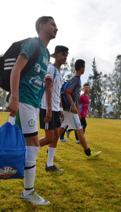 FILTRO FINAL PARA QUE 5 JÓVENES FUTBOLISTAS LOCALES SE INTEGREN AL CLUB MONARCAS