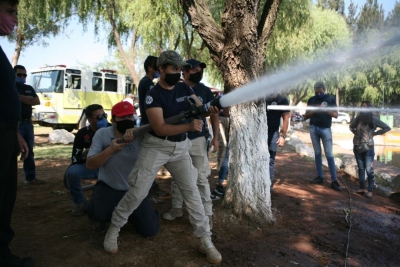 CAPACITAN A MIEMBROS DE PC Y BOMBEROS JACONA EN OPERACIÓN DE NUEVAS UNIDADES