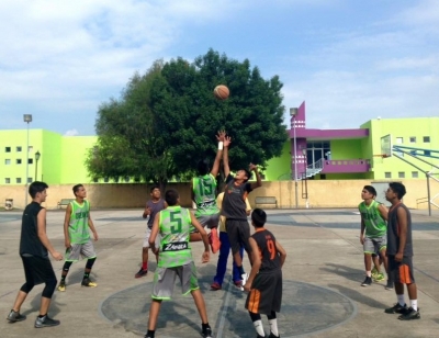 INVITAN A JÓVENES JACONENSES A PARTICIPAR EN EQUIPOS DE BÁSQUETBOL