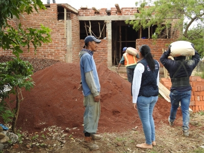 ALCALDESA ADRIANA FORTALECE UNA MEJOR   VIVIENDA PARA FAMILIAS VULNERABLES