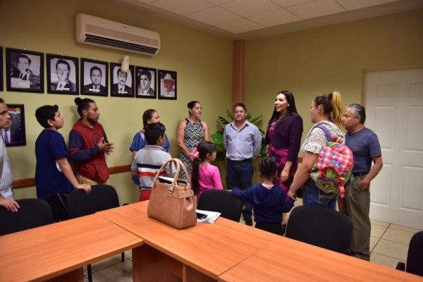 Casa de la Cultura de Ario en Visita  la Presidencia y Sala Museo de Jacona