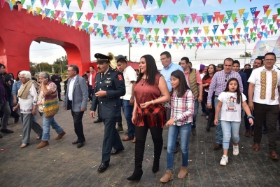 CON ÉXITO INICIÓ LA FERIA DE LA FRESA EN JACONA