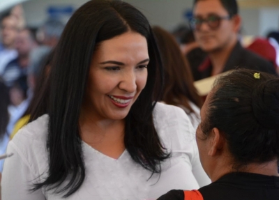 ADRIANA AVANZA CON TRÁMITES DE PALOMAS MENSAJERAS