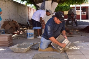 Infraestructura educativa en Jacona, una prioridad para Adriana Campos