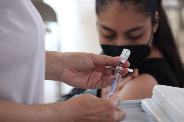 Exitosa jornada de vacunación en Jacona para jóvenes de 18 a 29 años de edad
