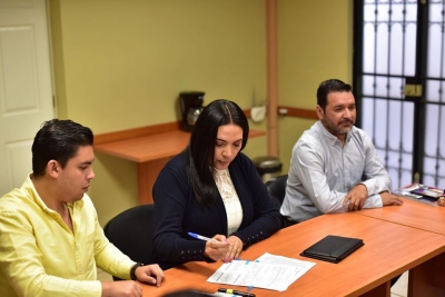 SUPERVISA ADRIANA AVANCES DE LA CAMPAÑA “ILUMINAMOS JACONA”