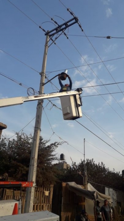 Iluminamos Jacona; ya llegó a la  colonia Arcoiris