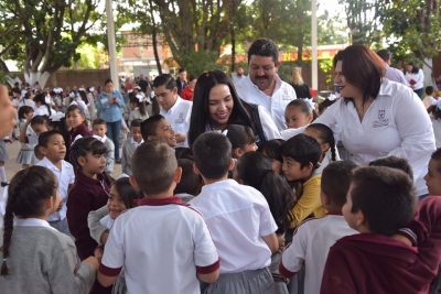 POR LA EDUCACIÓN SEGUIREMOS TRABAJANDO: ADRIANA