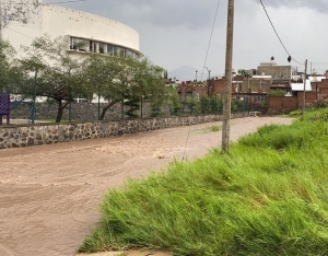 Basura, principal obstáculo para fluidez de lluvias intensas: PC-Jacona